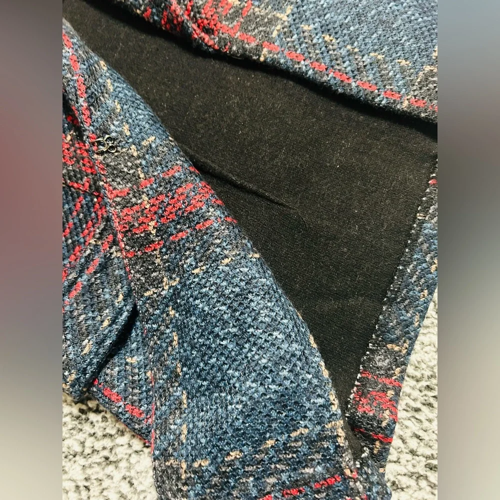 NYC New York Clothing Co. Red and Black short Coat 
Vintage look - Picture 9 of 13